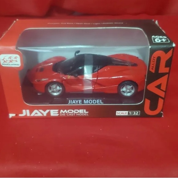 ⭐️🌴 Ferrari JIAYE Model Car 1:32 Pull Back with Sound Light Diecast Metal Body - Picture 2 of 8